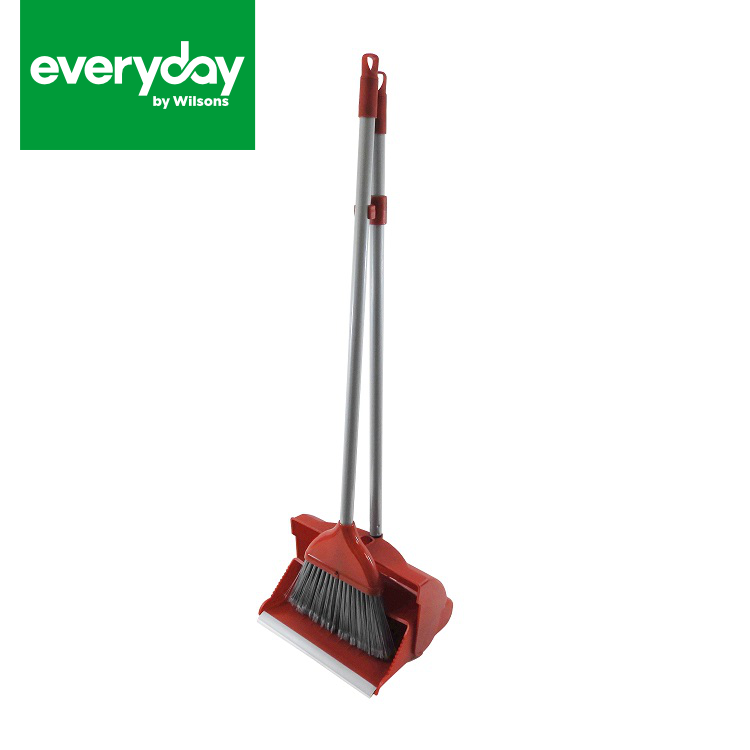Everyday by WIlsons Self Closing Dustpan & Brush Red